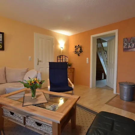 Huebsches In Am Salzhaff Mit Kamin Rakow