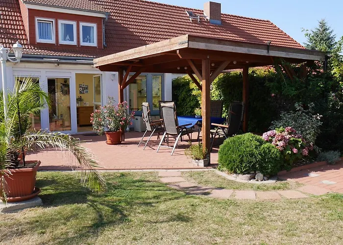 Huebsches In Am Salzhaff Mit Kamin Rakow